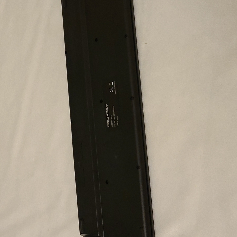 Wireless Keyboard Model: G9300 - Picture 11 of 13